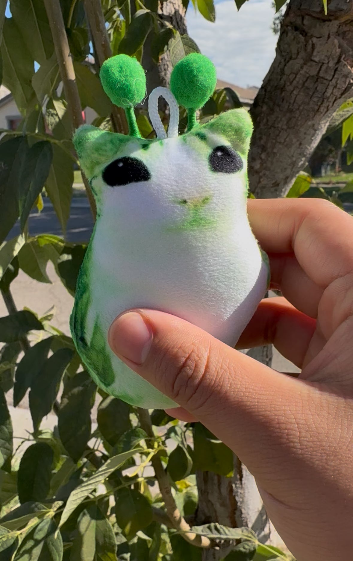 Alien meowl plush